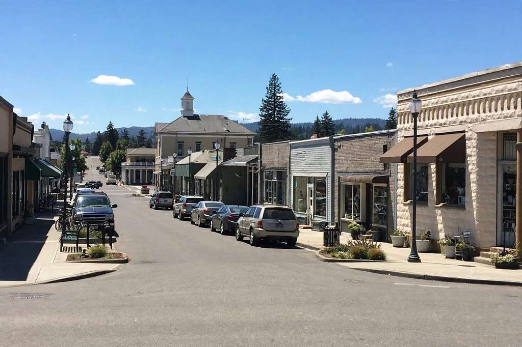 Niña de Canby secuestrada, de 10 años, encontrada a salvo en Oregon City y los Marshals detienen al sospechoso