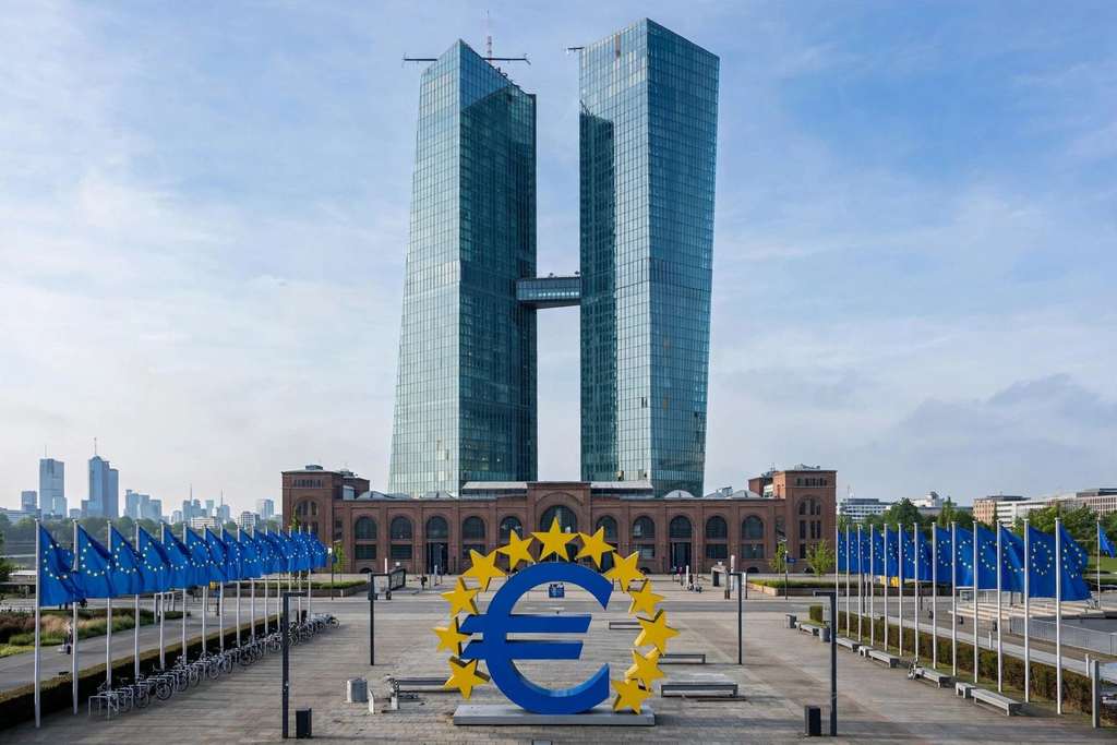 Christine Lagarde Resigns as ECB President, Will Step Down on February 7