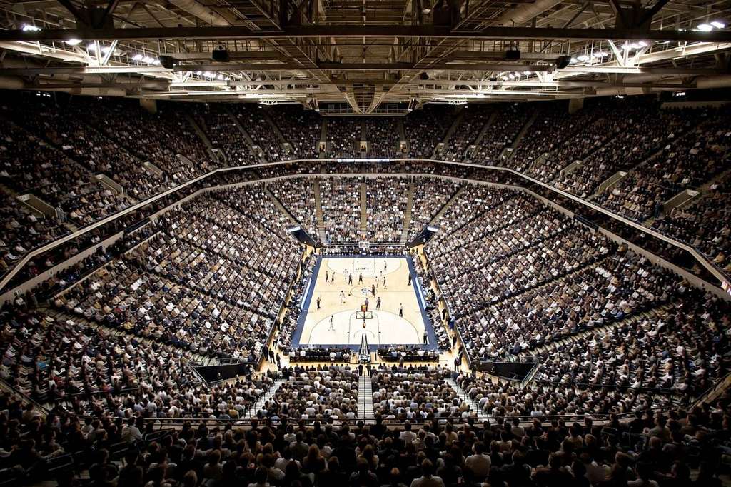 Dan Hurley signe une prolongation de deux ans pour rester à UConn jusqu'en 2031-32