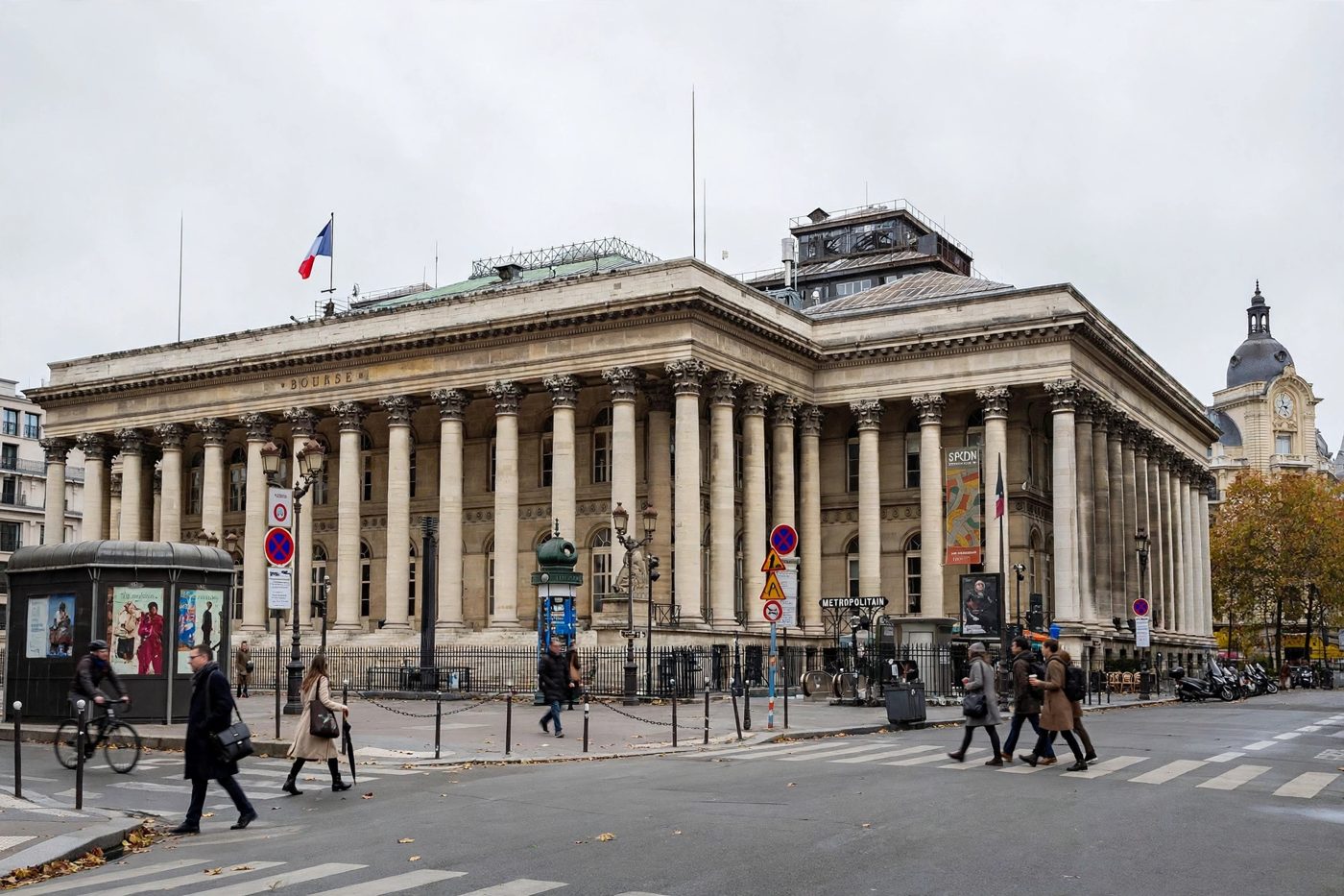 France's 10-Year Bond Yield Hits 5 Percent, Highest Since 2002