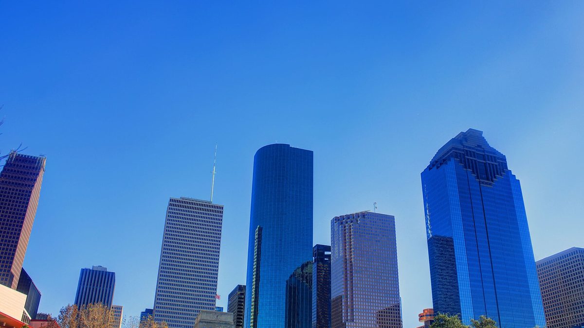 L'agent de l'ICE qui a percuté un homme à Houston est mis en congé, le procureur envisage un grand jury