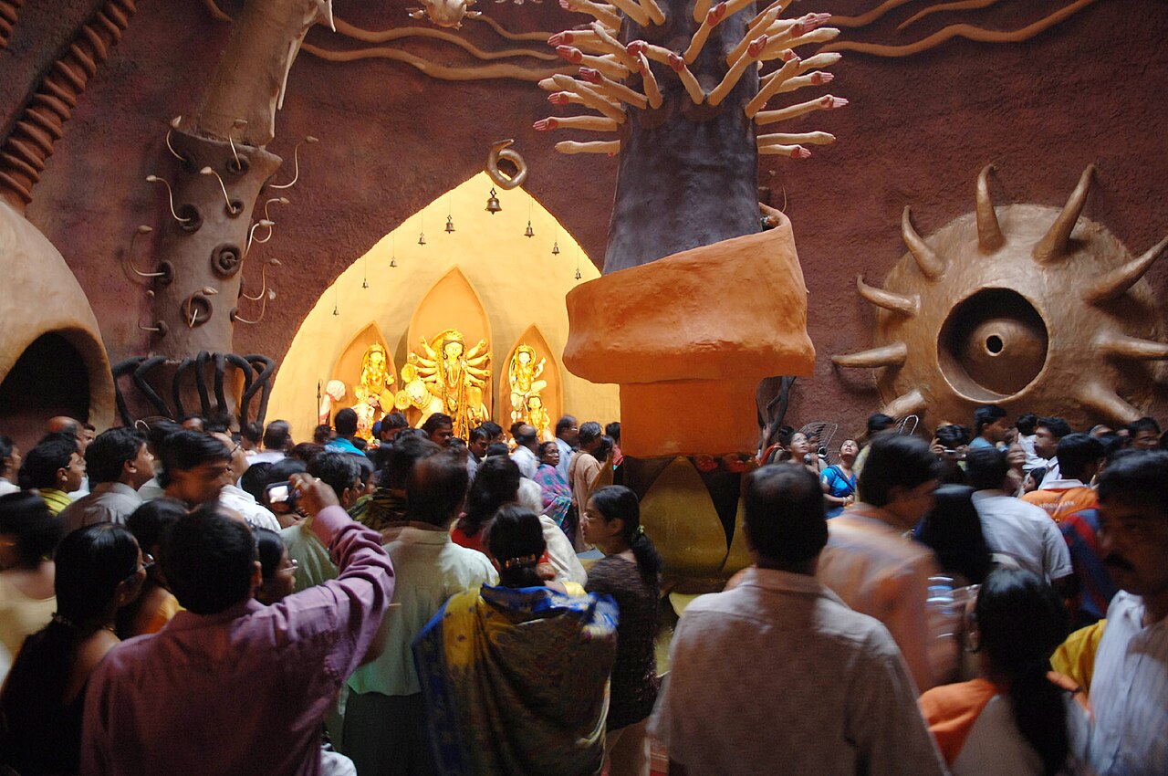 Stampede at Kolkata Durga Puja Pandal Kills at Least 17
