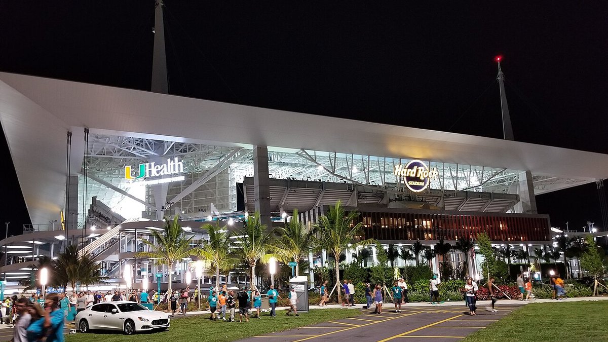 Miami venció a Florida State 43-35 en doble tiempo extra