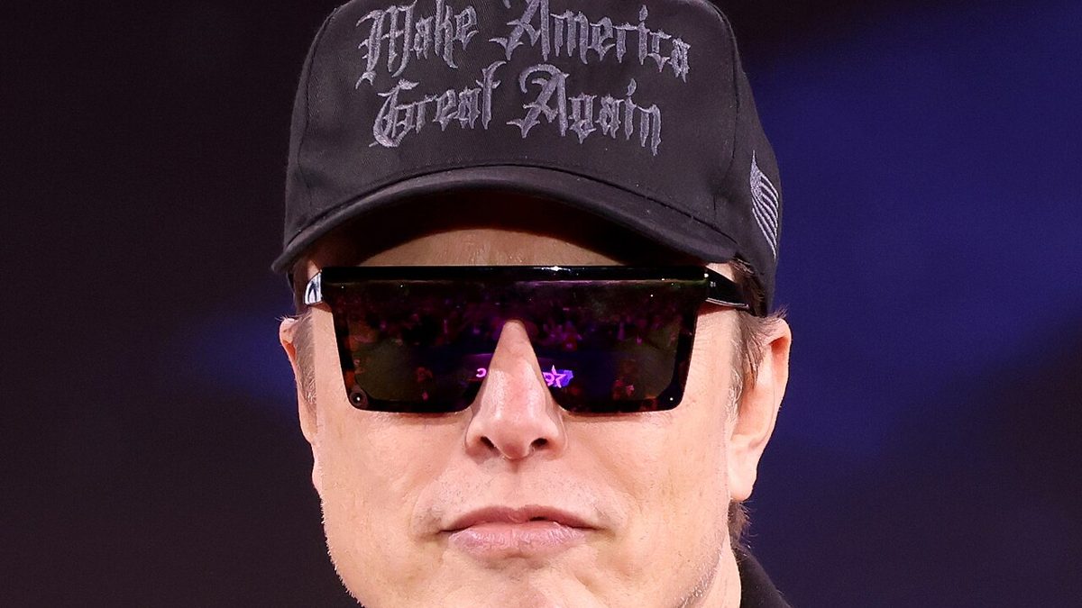 Musk Pours Another $77 Million Into America PAC, Taking His Midterm Giving Past $445 Million