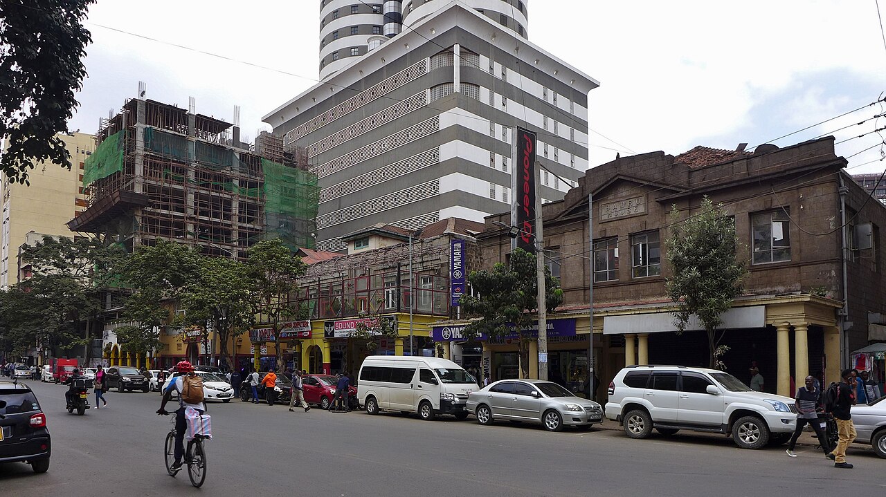 Four Injured as Nairobi Building Collapses During Night Demolition on Moi Avenue