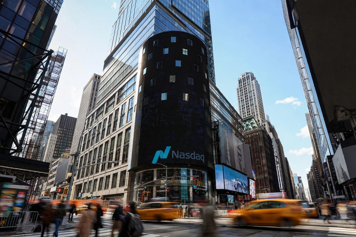 Nasdaq CEO Flags Modest Softening in IPO Market as Listings Fall to 167