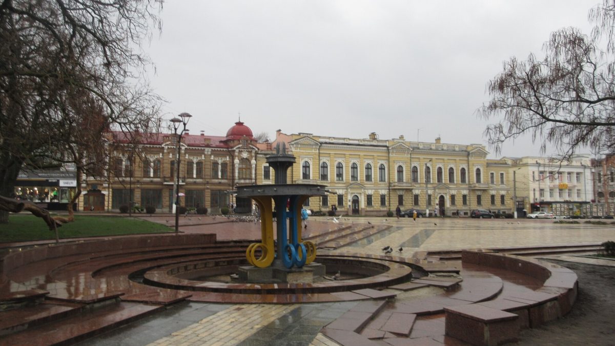 La Russie tire plus de 850 drones sur l'Ukraine, au moins six morts