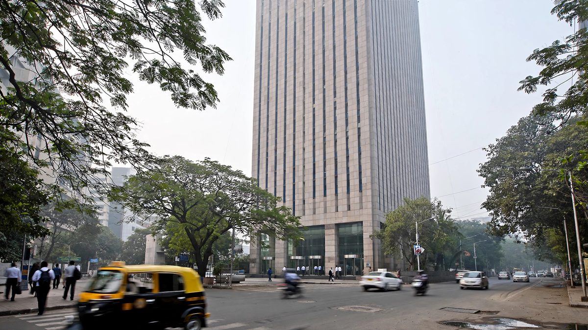 SBI Finds 3,897 Customer Records on the Dark Web After Hacker Claim